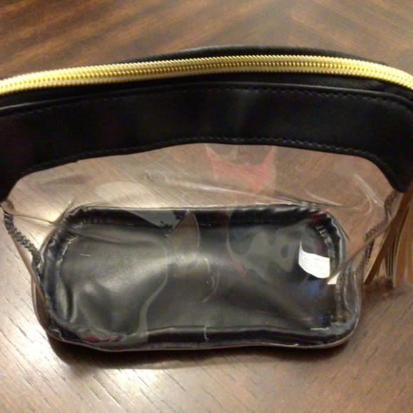 NWOT clearly called makeup bag - Picture 2 of 4
